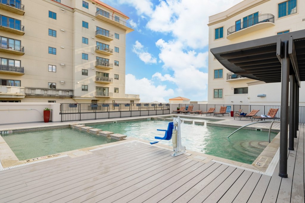 54 Club Wyndham La Cascada-pool_118.jpg