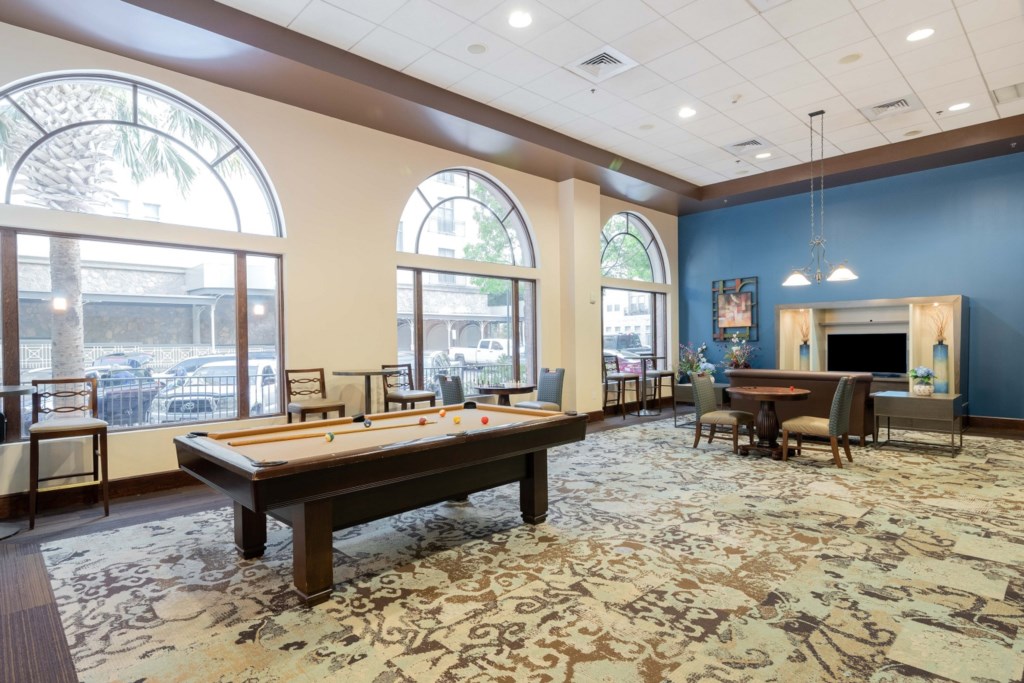 60 Club Wyndham La Cascada-lobby_085.jpg