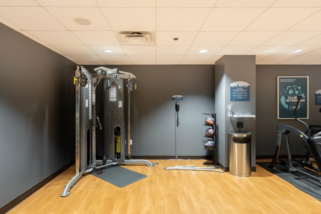 77 Club Wyndham La Cascada-gym_076.jpg