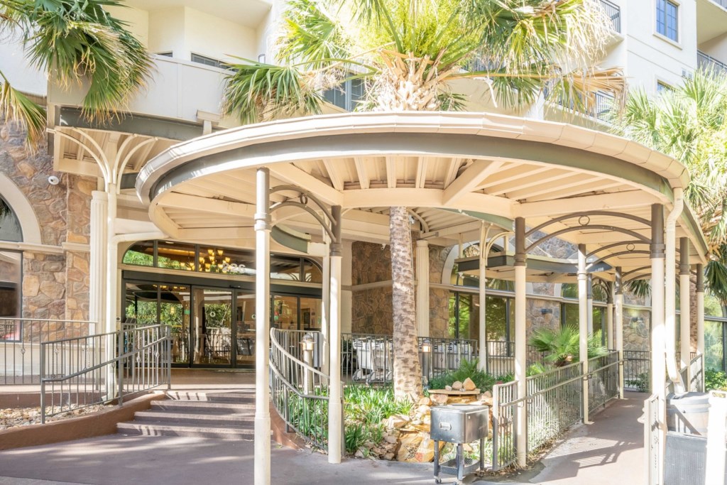 90 Club Wyndham La Cascada-exterior_107.jpg