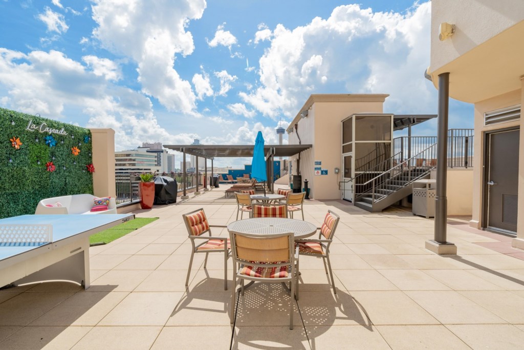 93 Club Wyndham La Cascada-exterior_124.jpg