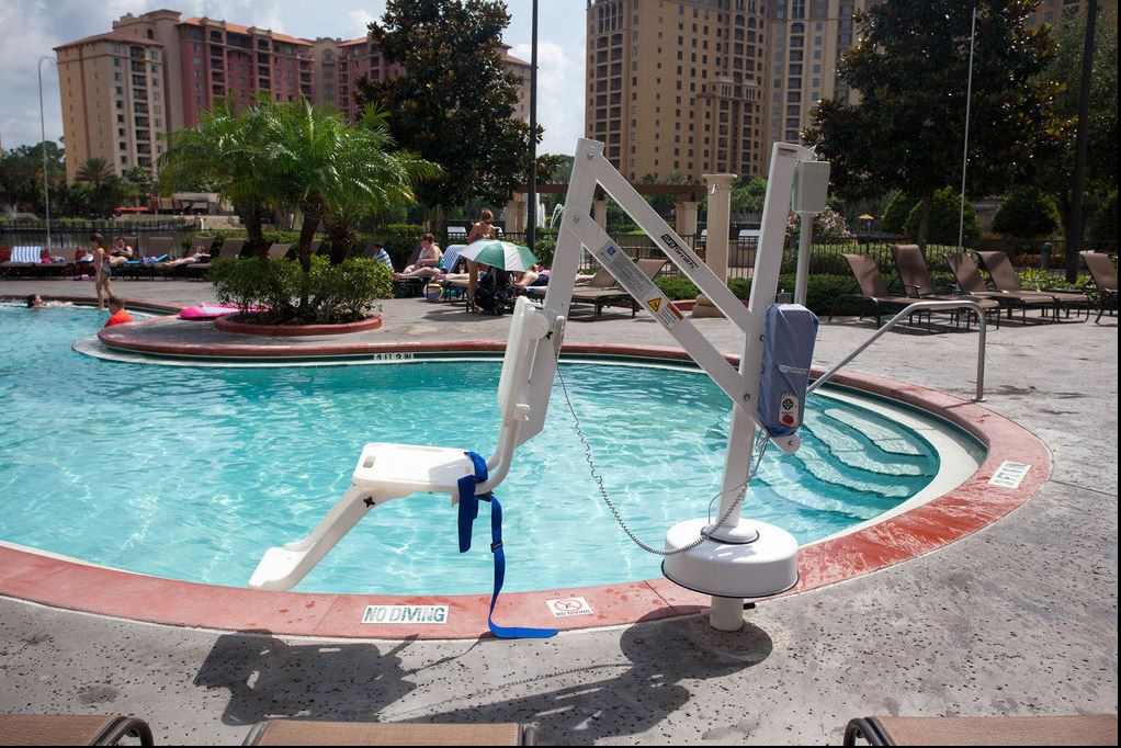 48-Swimming pool hoist-2.JPG