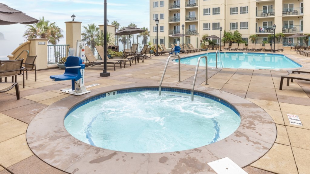 Club Wyndham Oceanside Pier Resort_2.jpg