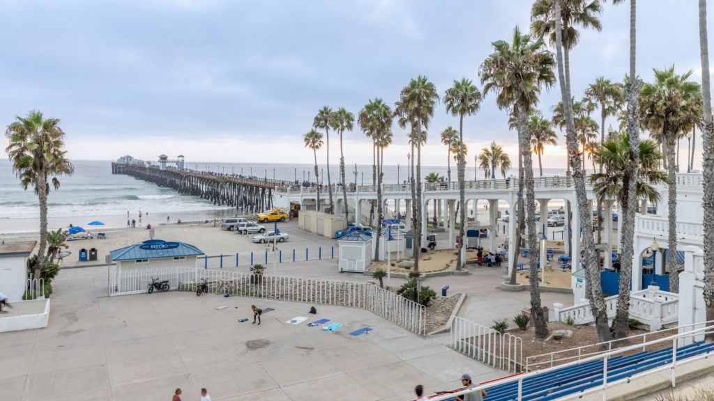 Club Wyndham Oceanside Pier Resort_26.jpg