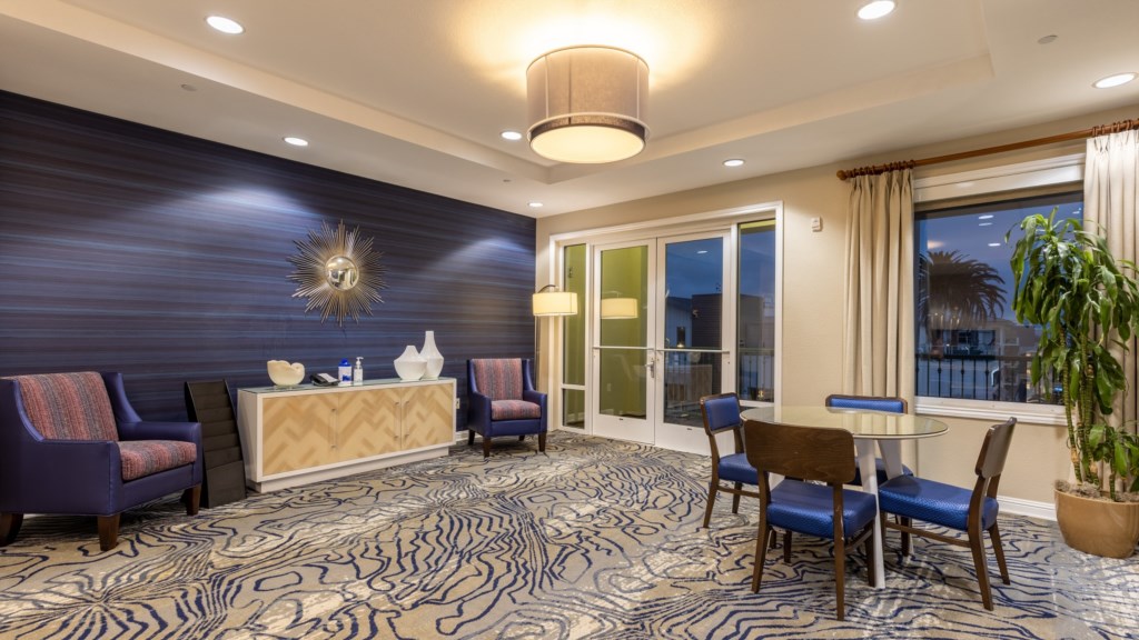 Club Wyndham Oceanside Pier Resort_40.jpg
