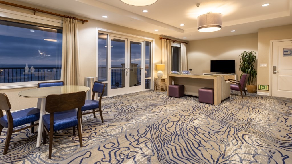Club Wyndham Oceanside Pier Resort_41.jpg