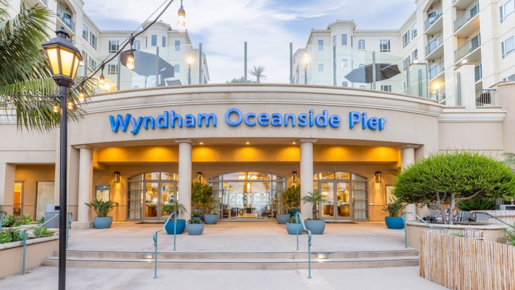 Club Wyndham Oceanside Pier Resort_45.jpg