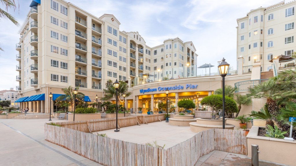 Club Wyndham Oceanside Pier Resort_47.jpg