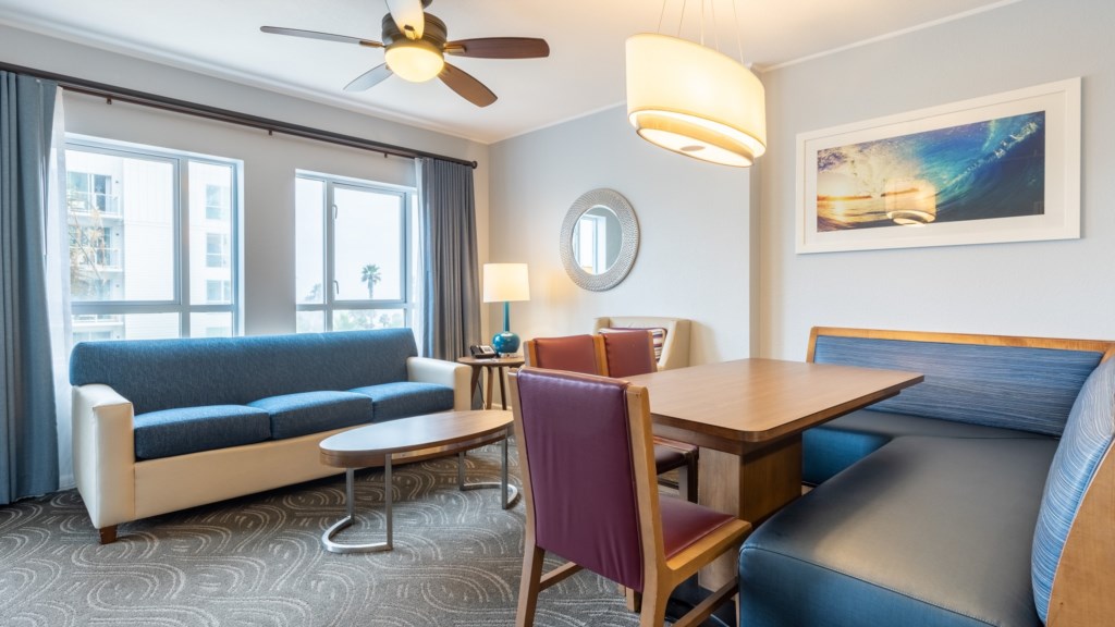 Club Wyndham Oceanside Pier Resort_8.jpg