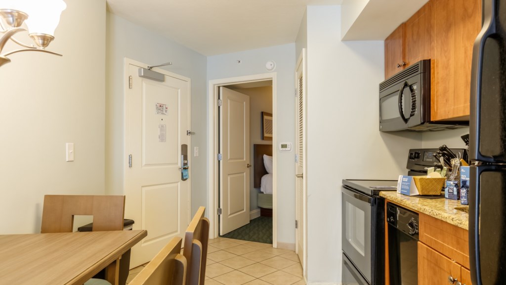 ClubWyndhamTowersontheGrove-2BedroomwithAmenities-015