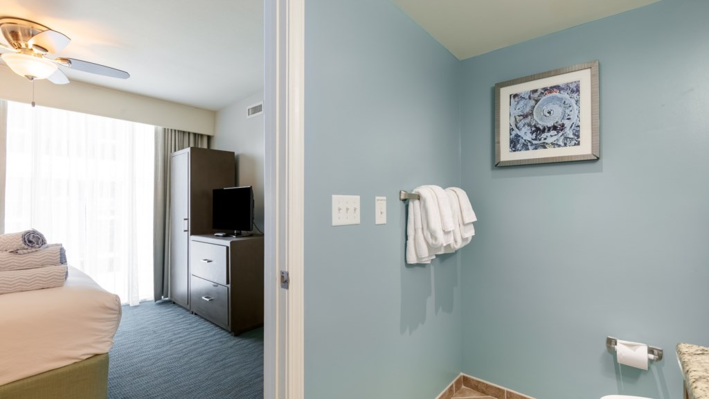 ClubWyndhamTowersontheGrove-2BedroomwithAmenities-022