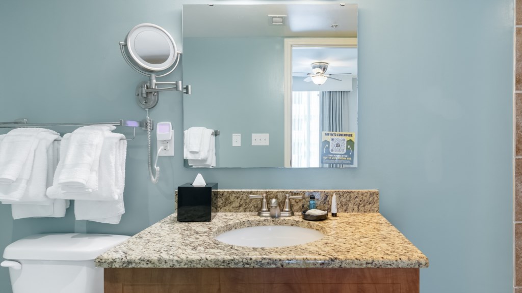ClubWyndhamTowersontheGrove-2BedroomwithAmenities-024