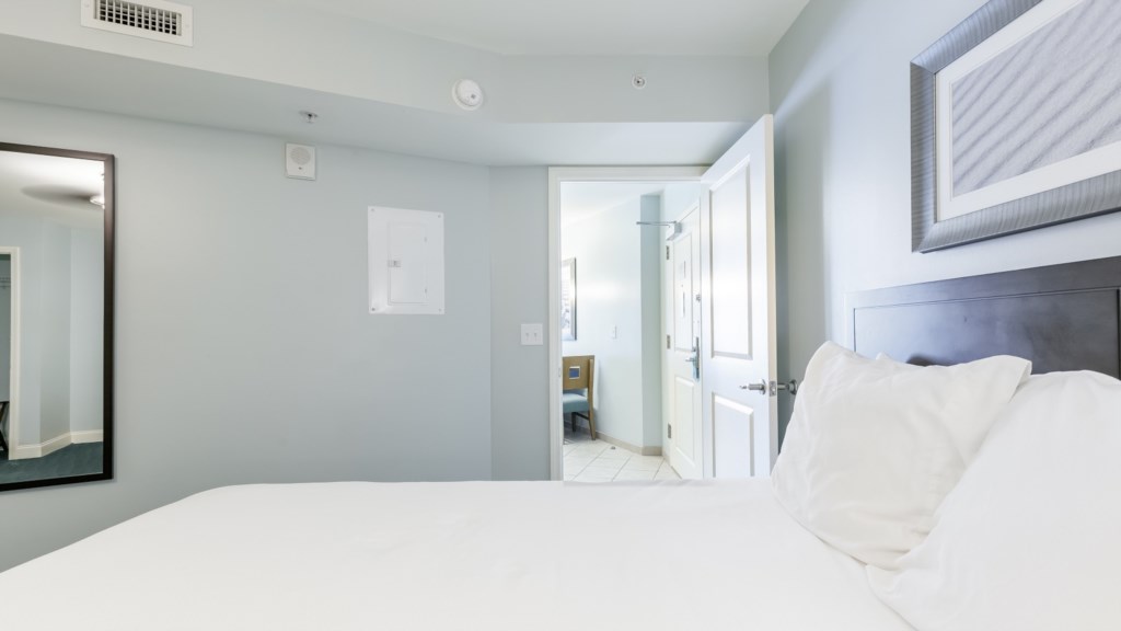 ClubWyndhamTowersontheGrove-2BedroomwithAmenities-045