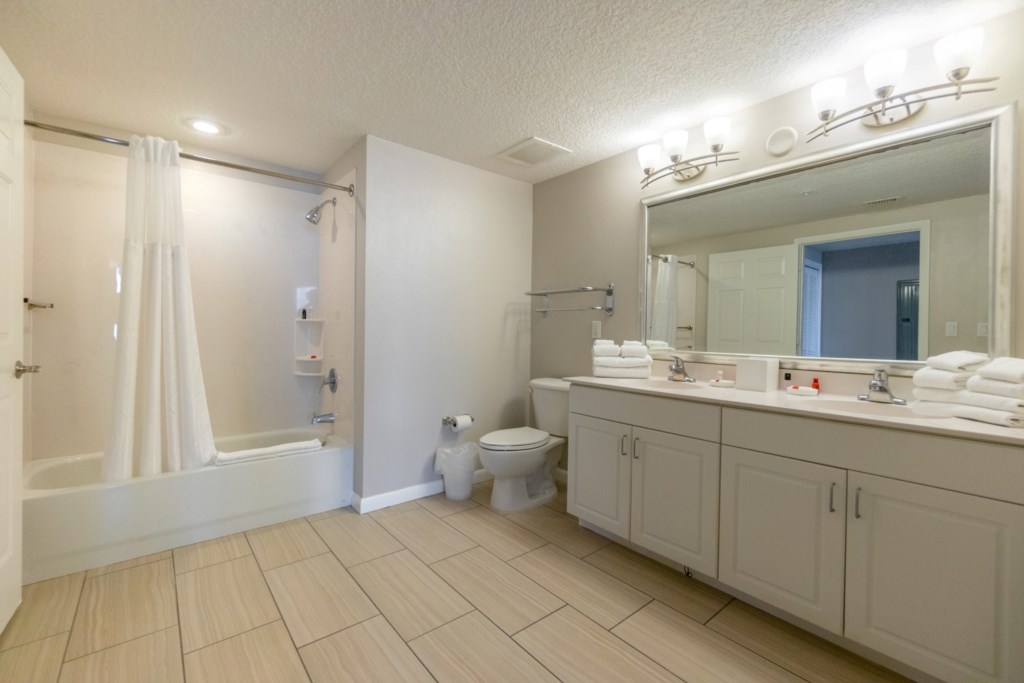 Club Wyndham Ocean Walk_14.jpg