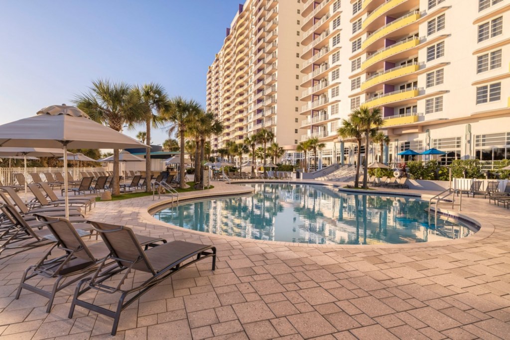 Club Wyndham Ocean Walk_30.jpg
