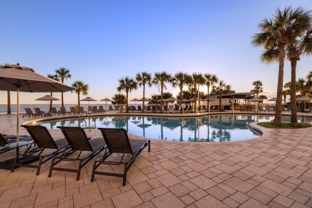 Club Wyndham Ocean Walk_31.jpg