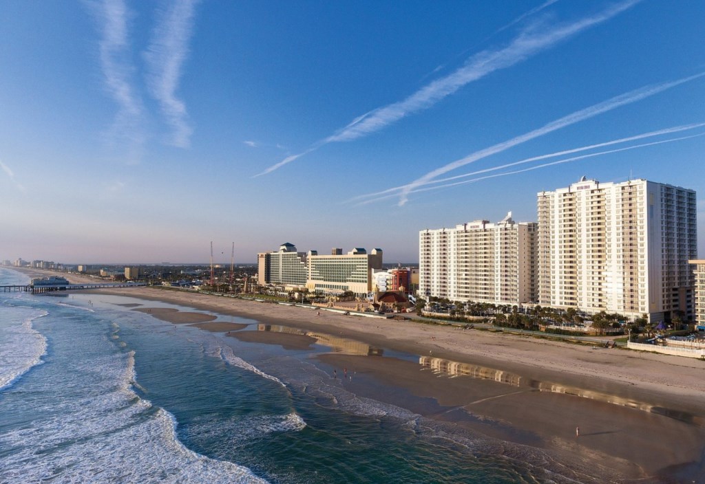 Club Wyndham Ocean Walk_6.jpg