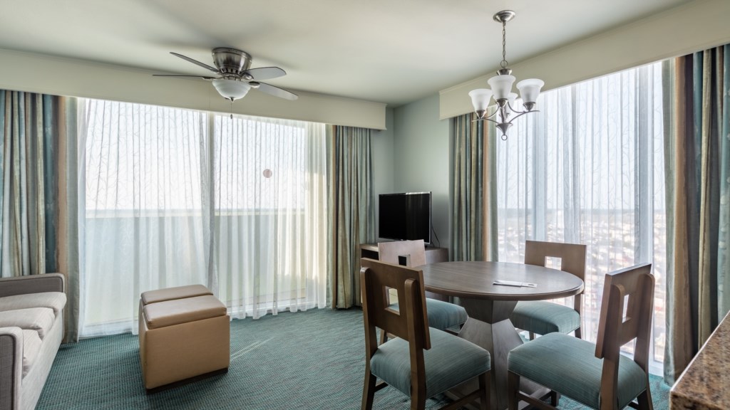 410SOceanBlvd_alivingroom-002