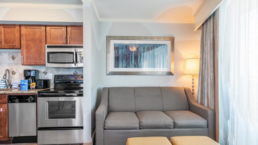 410SOceanBlvd_alivingroom-004