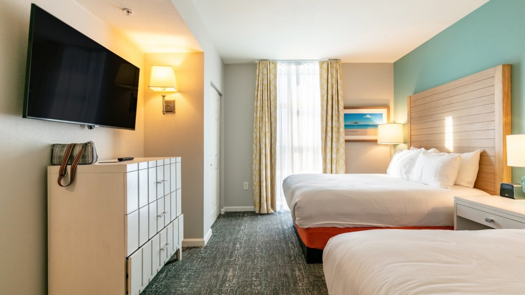 ClubWyndhamTowersontheGrove_006