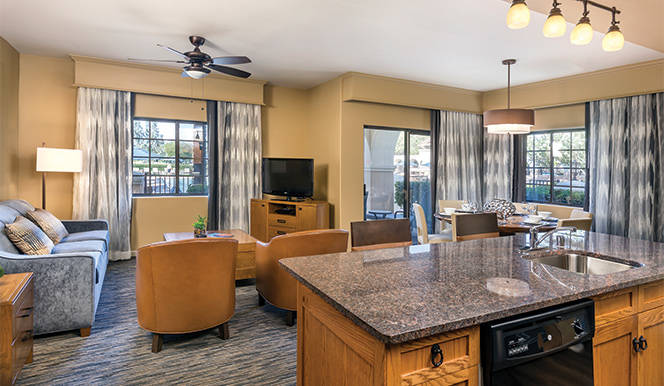 legacy-family-suite-living-area-664x386_enhanced