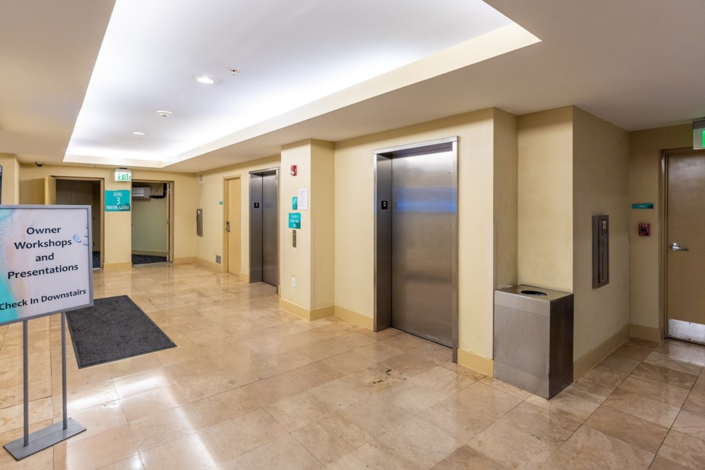 4ClubWyndhamPanamaCityBeach_elevator-001