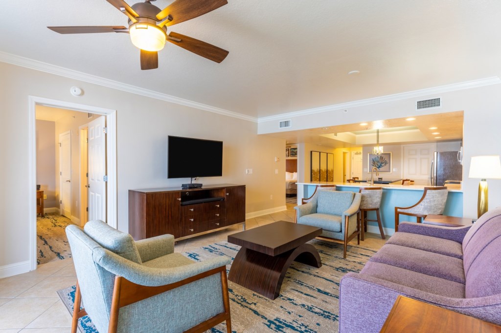 6ClubWyndhamPanamaCityBeach_presidentiallivingroom-004