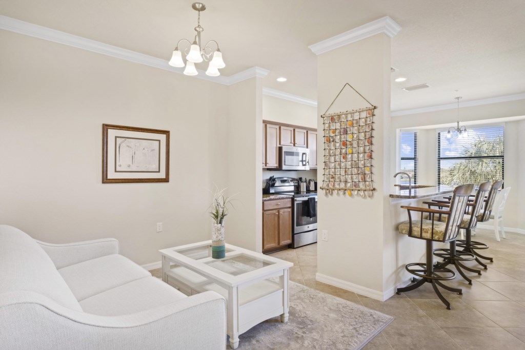 012_family_room_1_of_2