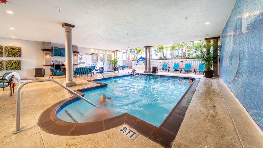 Club Wyndham Peacock Suites_1.jpg