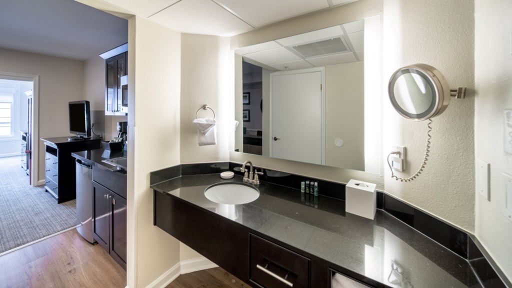 Club Wyndham Peacock Suites_14.jpg