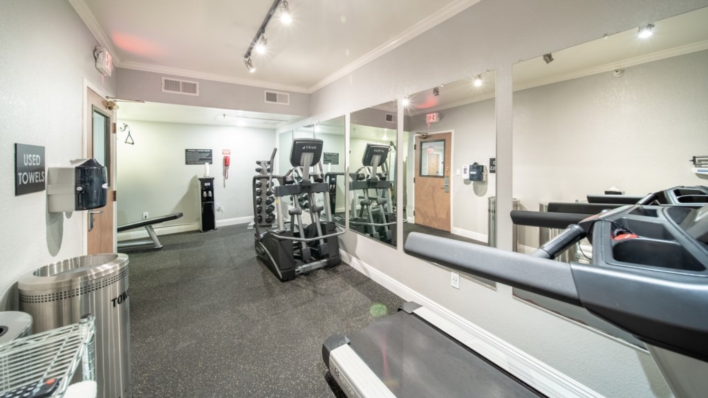 Club Wyndham Peacock Suites_27.jpg