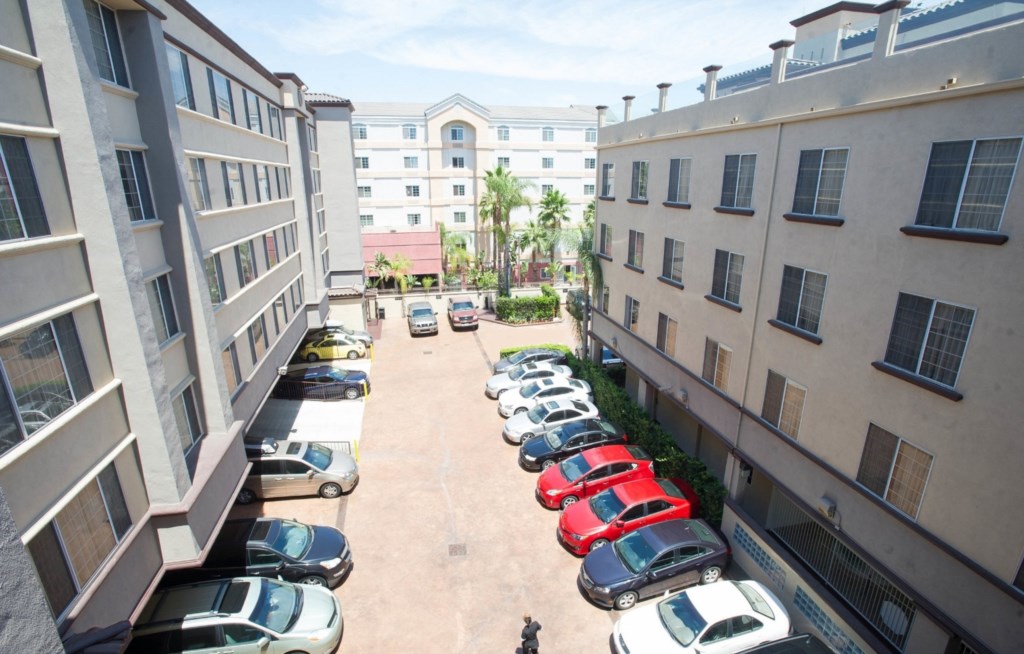 Club Wyndham Peacock Suites_39.jpg