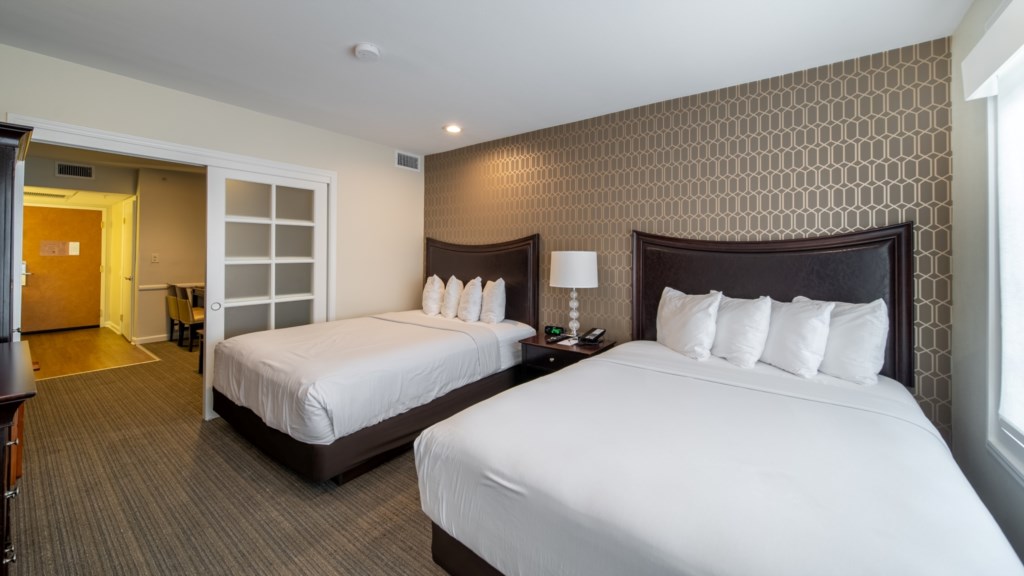 Club Wyndham Peacock Suites_8.jpg