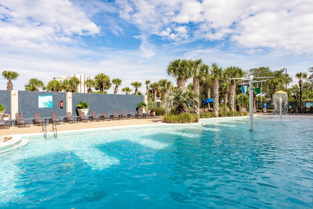ClubWyndhamPanamaCityBeach_poolarea-004