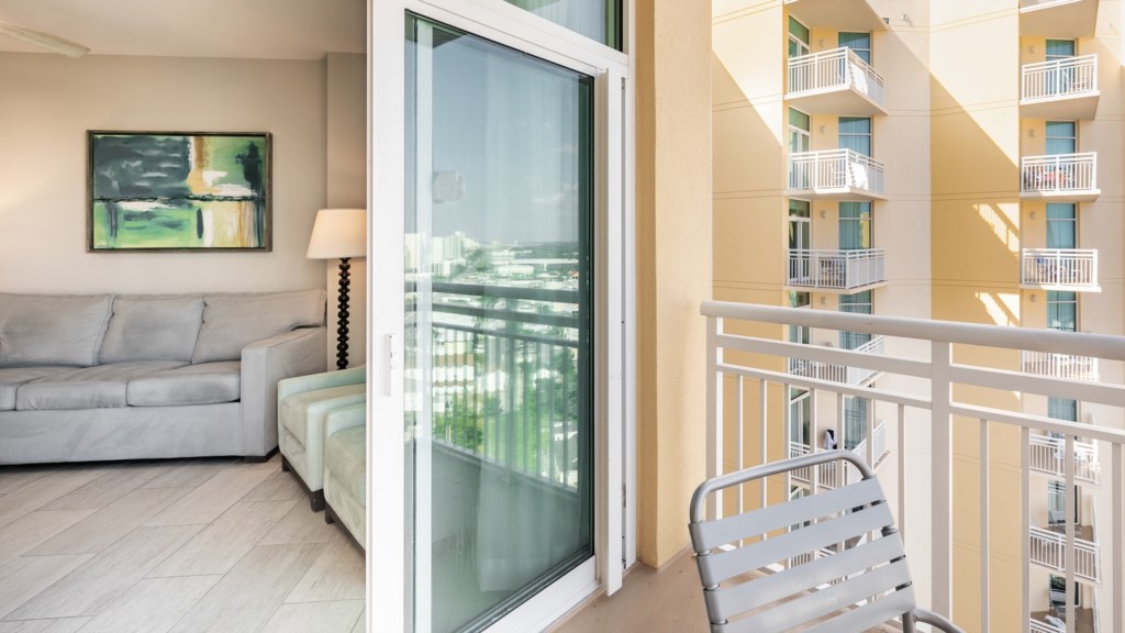 ClubWyndhamOceanBoulevard_1Balcony-001