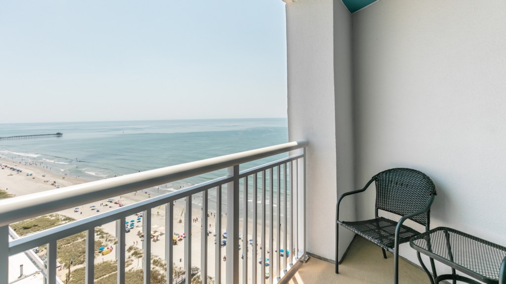 OceanBlvd_balcony-004