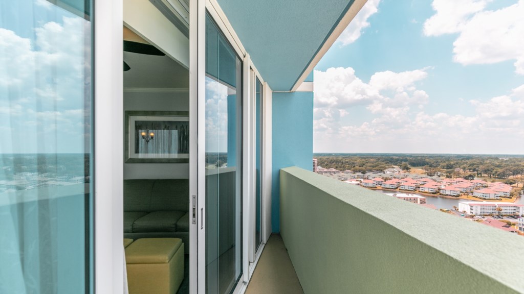 OceanBlvd_balcony-005