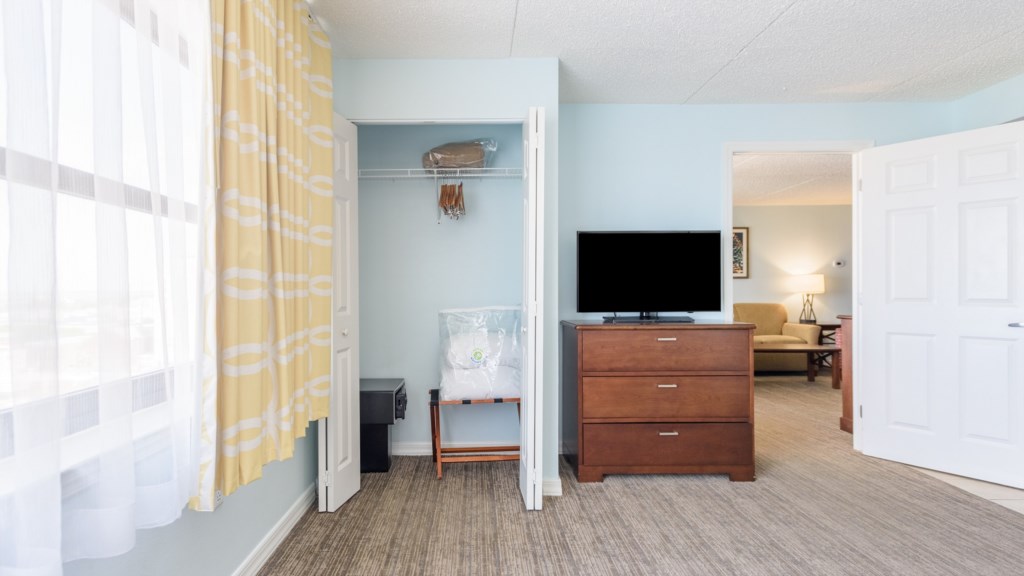 ClubWyndhamSkylineTower-12BedroomwithAmenities-022