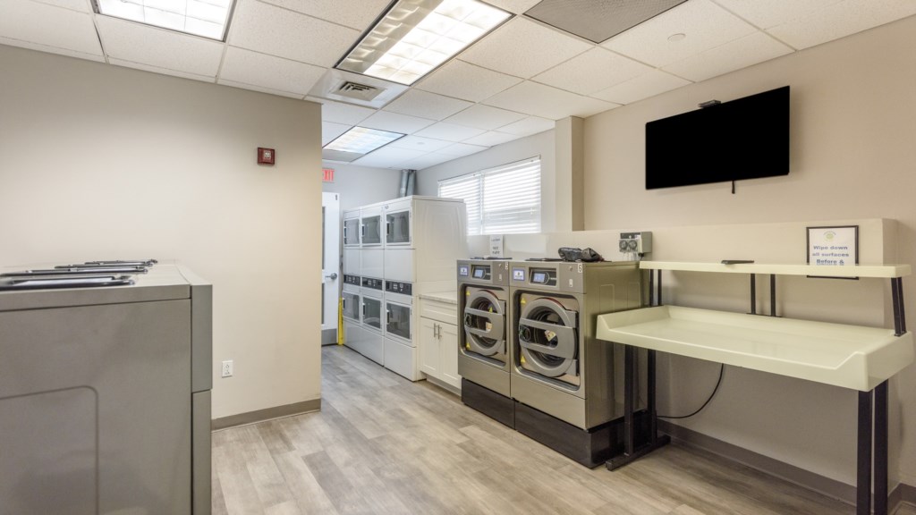 ClubWyndhamSkylineTower-12BedroomwithAmenities-044