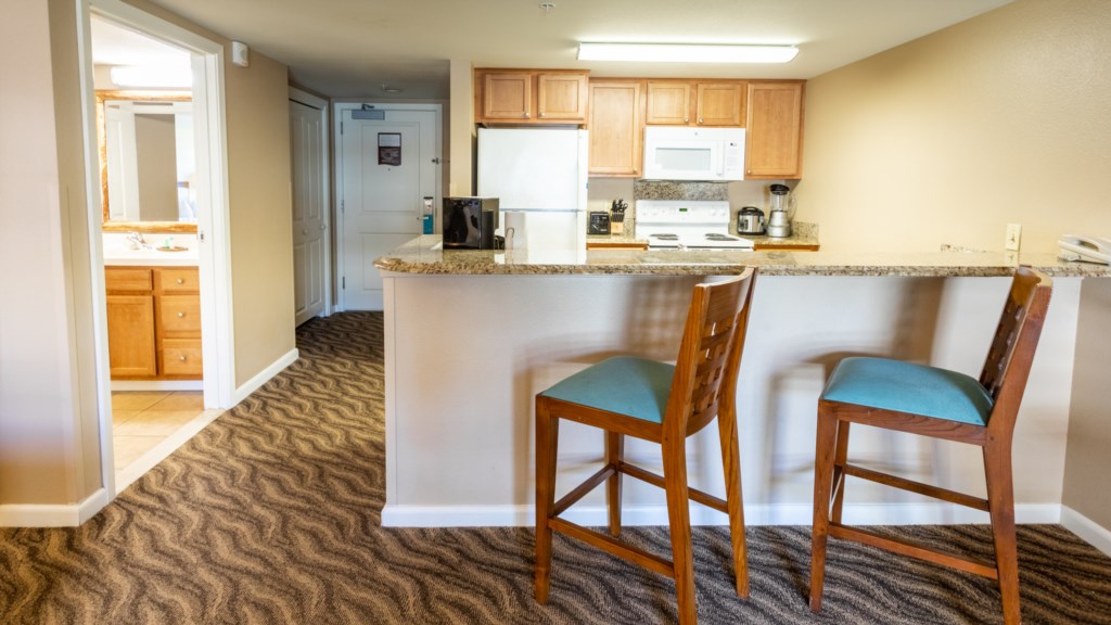 7 Club Wyndham Waikiki Beach Walk 1 bedroom - kitchen.jpg