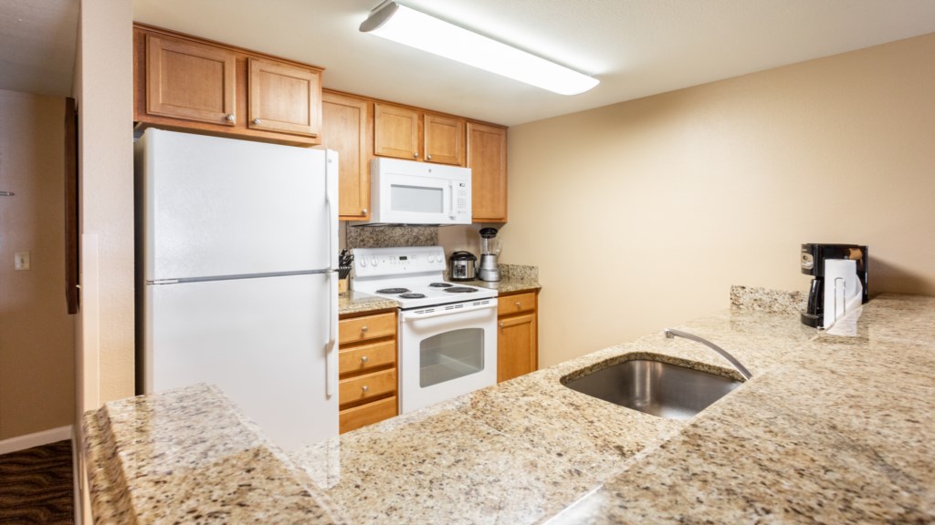 9 Club Wyndham Waikiki Beach Walk 1 bedroom - kitchen (10).jpg