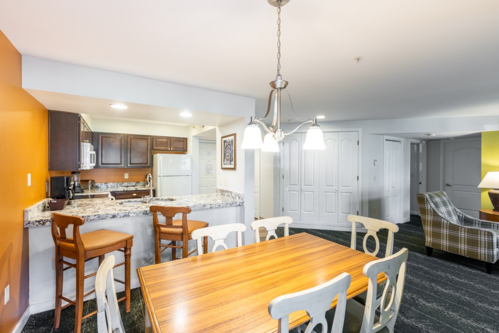 08_ClubWyndhanSouthShore_LivingArea_005