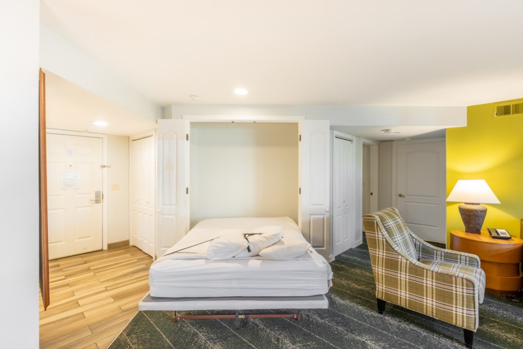 18_ClubWyndhanSouthShore_LivingArea_029