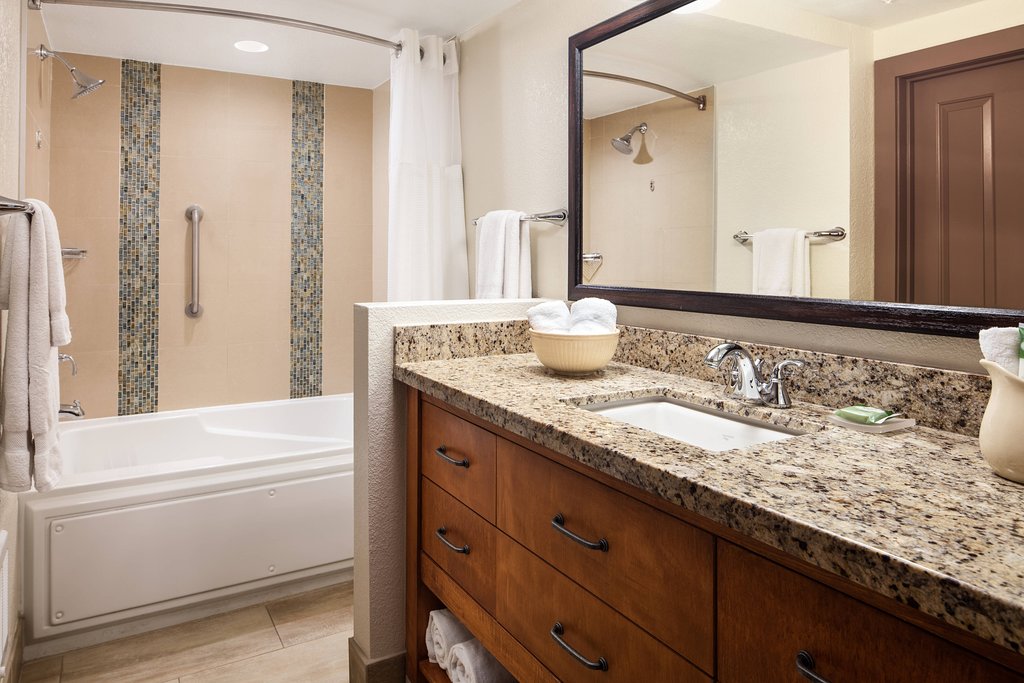 guest-room.jpg