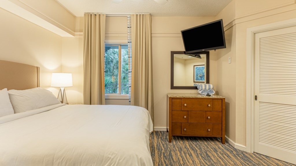Marriott's Cypress Harbour_18_Bedroom_B.jpg