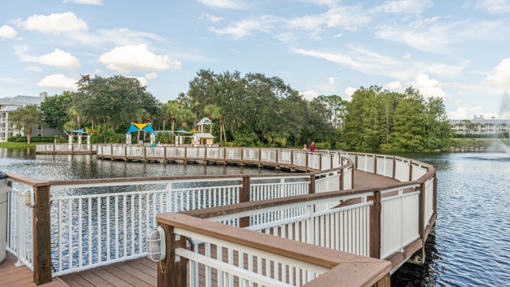 Marriott's Cypress Harbour_35_Lake.jpg