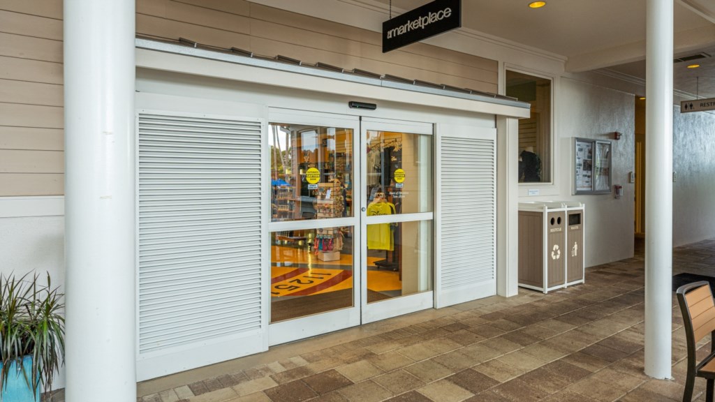 Marriott's Cypress Harbour_44_Store.jpg