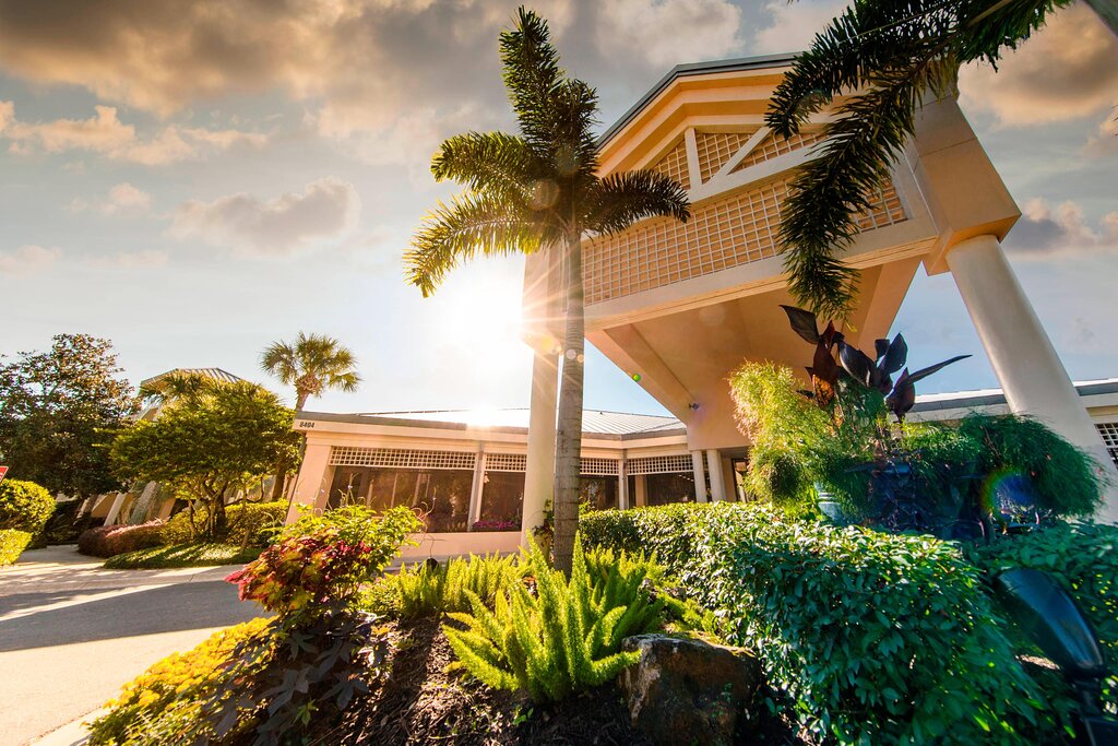 exterior.jpg