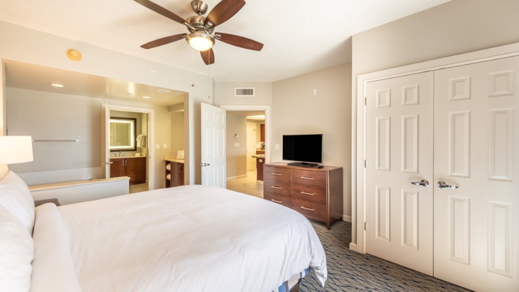Marriott's BeachPlace Towers_13.jpg