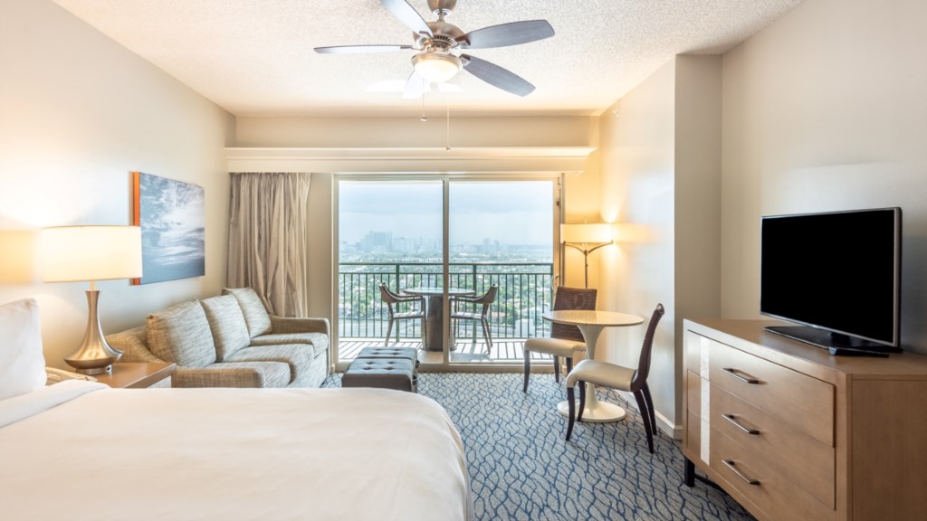 Marriott's BeachPlace Towers_20.jpg